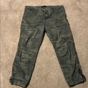 Sanctuary Camo Crop Size 31